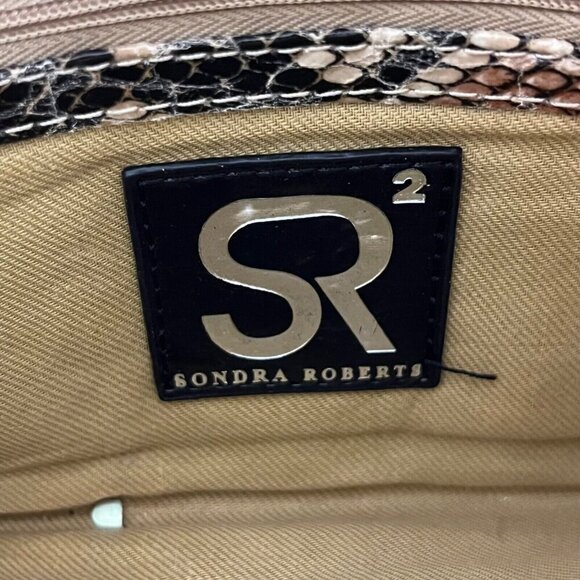 Sondra Roberts Squared Snakeskin Envelope Back Chin Strap Purse 10" x 7" - Picture 11 of 12